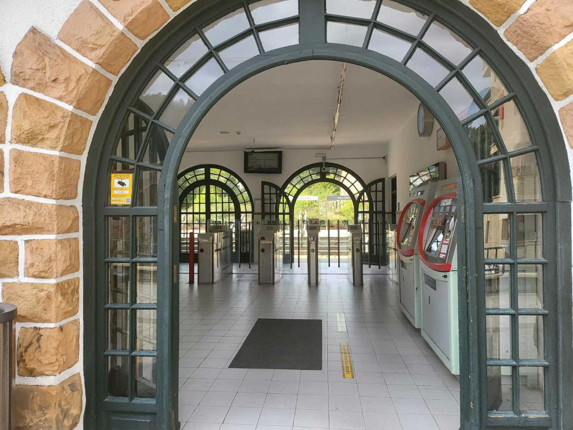 Piso Rio Nervion 15 Minutos Bilbao Appartement Ugao-Miraballes Buitenkant foto